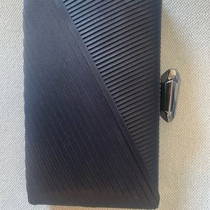Navy Sondra Roberts formal clutch